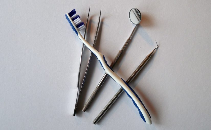 Zła metoda odżywiania się to większe braki w jamie ustnej natomiast dodatkowo ich brak